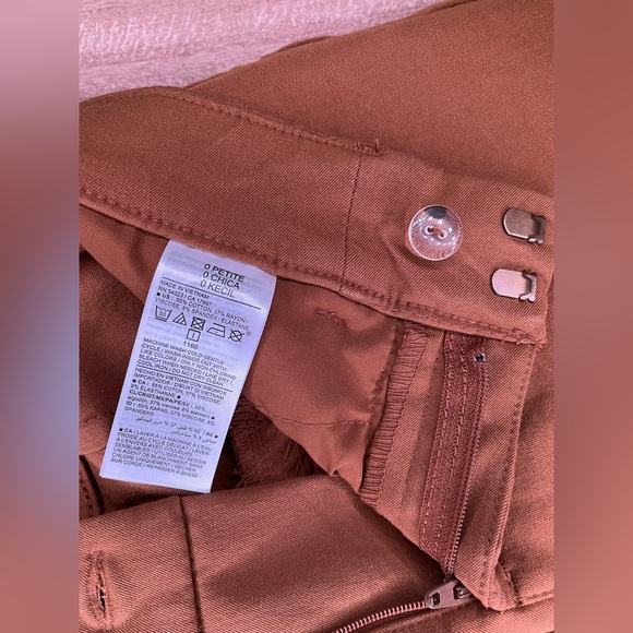 NWOT High Waisted Pixie Skinny Pants - Picture 7 of 7